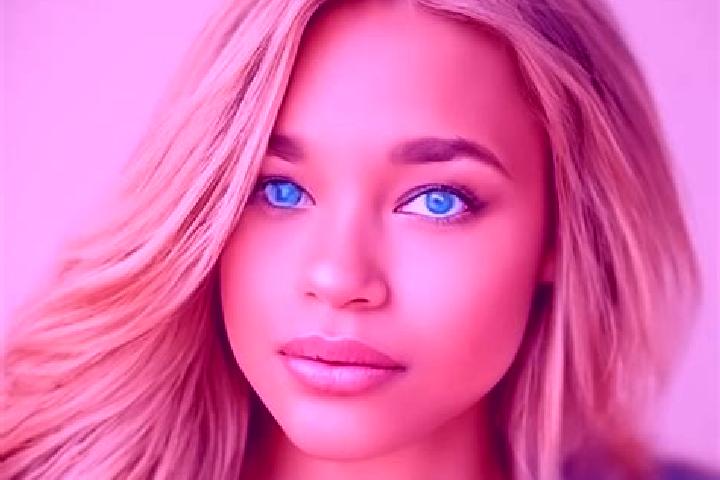 Nora, 35, a blonde blue-eyed latina companion based in Fayid. Offering CIM, Party Girl, Domination. Available for incall and outcall, overnight bookings avai...