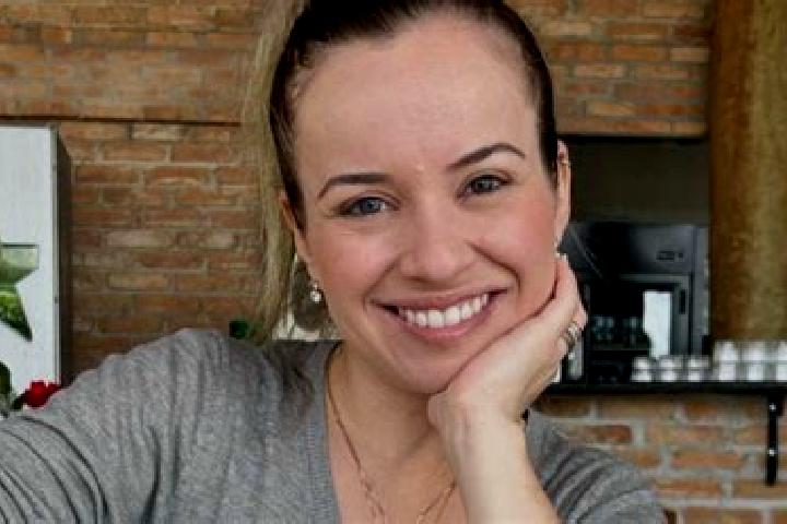 Nora, 35 — Escort in Bogea, Romania
