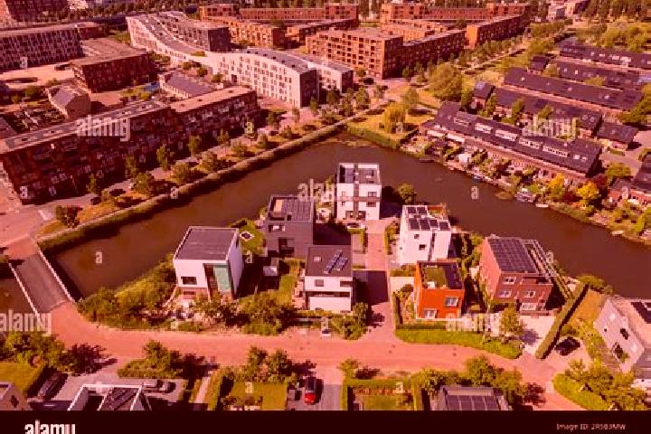 Nora, 35 — Escort in Leidsche Rijn, Netherlands