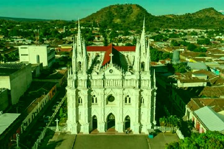 Nora, 35 — Escort in Santa Ana de Nahola, Mexico
