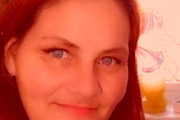 Nora, 36, a red grey-eyed european companion based in Rio Tuba. Offering Fetish, Prostate Massage, Duos. Available for incall and outcall, day and evening da...