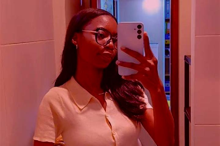Nora, 36 — Escort in Calucinga, Angola