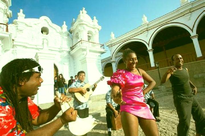 Nora, 36 — Escort in El Carmen, Peru
