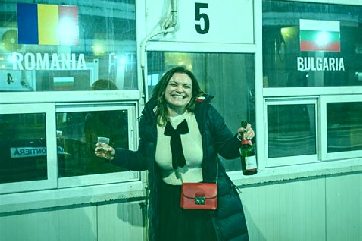 Nora, 36 — Escort in Totoesti, Romania