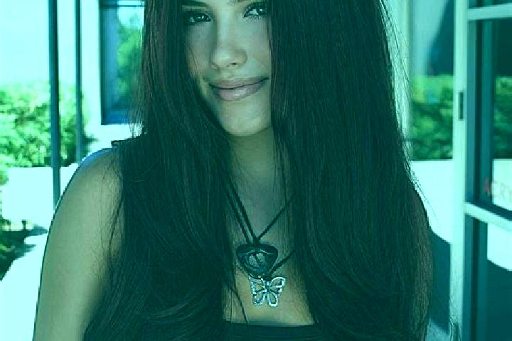 Nora, 37, a auburn dark-eyed indian companion based in Dasangeria Selatan. Offering OWO, Fetish, Overnight, Travel Companion, CIM. Available for incall and o...