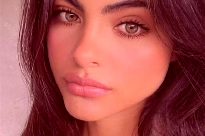 Nora, 37, a black dark-eyed indian companion based in Topana. Offering Party Girl, Striptease, Erotic Massage, OWO. Available for incall and outcall, overnig...