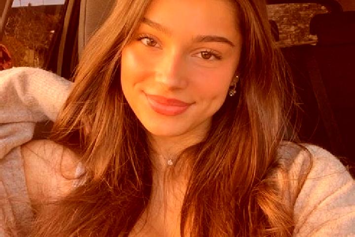 Nora, 37, a brunette blue-eyed indian companion based in Vitebsk. Offering CIM, Dinner Date, Erotic Massage, Roleplay. Available for incall and outcall, day ...