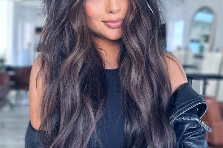 Nora, 37, a brunette dark-eyed slavic companion based in Maues. Offering Striptease, Roleplay, Massage, 69, CIM. Available for incall and outcall, day and ev...