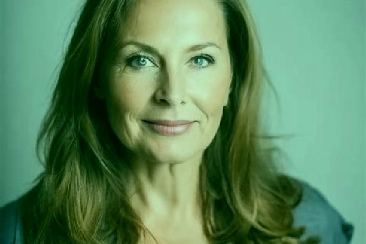 Nora, 37, a chestnut grey-eyed caucasian companion based in Wacken. Offering Erotic Massage, Domination, Couples. Available for incall and outcall, day and e...