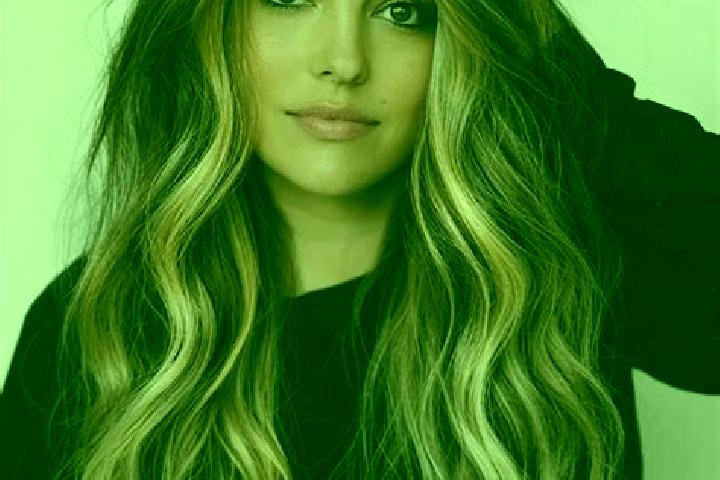 Nora, 37, a dark blonde brown-eyed caucasian companion based in Itapirapua. Offering Prostate Massage, Roleplay, Party Girl, Massage. Available for incall an...