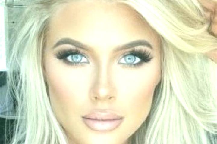 Nora, 37, a platinum blonde amber-eyed ebony companion based in Poco Fundo. Offering 69, Tantra, Roleplay, BDSM. Available for incall and outcall, day and ev...