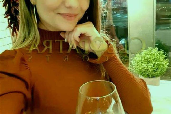 Nora, 37, a red hazel-eyed european companion based in Solagna. Offering Girlfriend Experience, Dinner Date, OWO, BDSM. Available for incall and outcall, day...