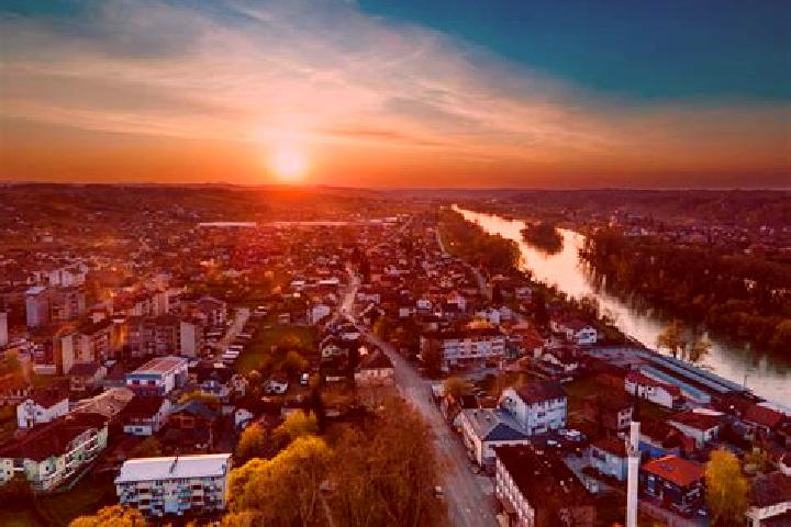 Nora, 37 — Escort in Donja Dubica, Bosnia and Herzegovina