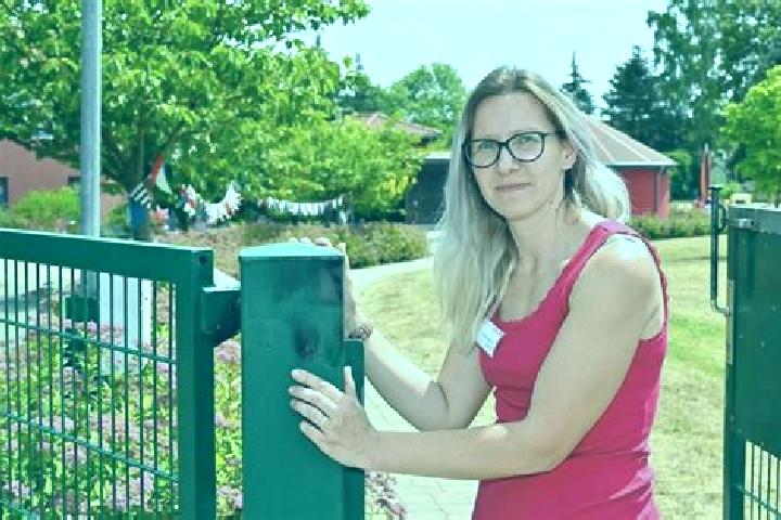 Nora, 37 — Escort in Lunzenau, Germany