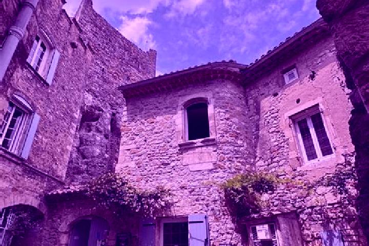 Nora, 37 — Escort in Pont-Saint-Martin, France