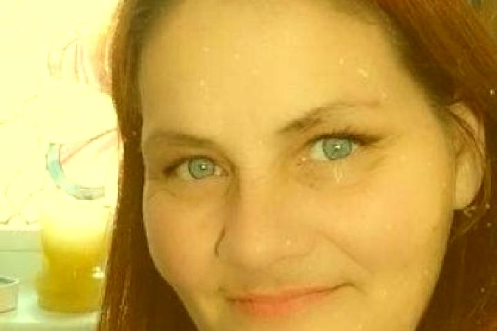 Nora, 38, a auburn blue-eyed caucasian companion based in Wilp. Offering Prostate Massage, Massage, Girlfriend Experience. Available for incall and outcall, ...