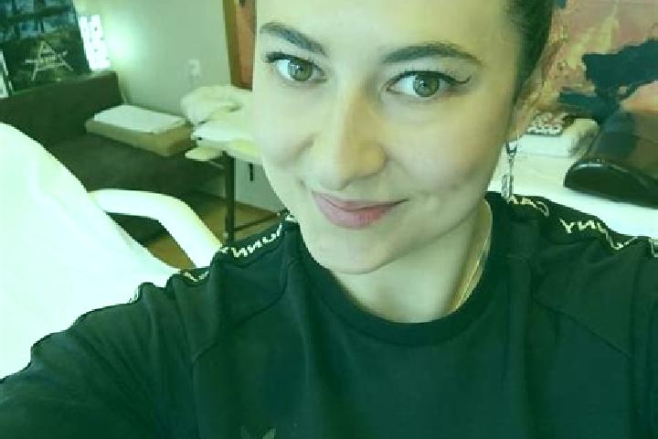 Nora, 38, a brunette dark-eyed mediterranean companion based in Klein Gladebrugge. Offering Domination, Roleplay, Duos, Massage. Available for incall and out...