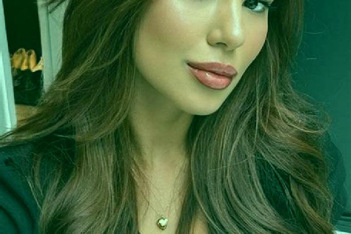 Nora, 38, a chestnut brown-eyed latina companion based in Astudillo. Offering Erotic Massage, Duos. Available for incall and outcall, day and evening dates.
