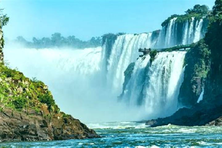 Nora, 38 — Escort in Rio Bonito do Iguacu, Brazil