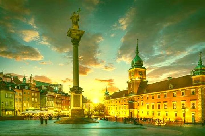 Nora, 38 — Escort in Warsaw, Poland