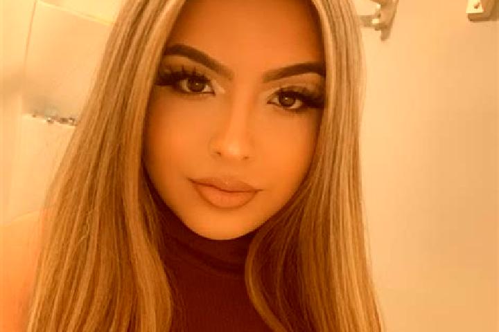 Nora, 39, a blonde brown-eyed latina companion based in Udarnyy. Offering GFE, Striptease, Roleplay. Available for incall and outcall, overnight bookings ava...