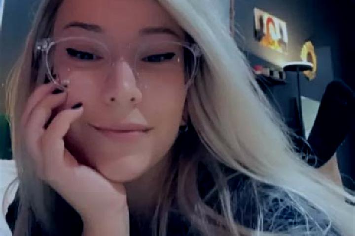 Nora, 39, a dark blonde dark-eyed middle eastern companion based in Pieve Vergonte. Offering 69, Dinner Date, OWO, Deep French Kissing. Available for incall ...