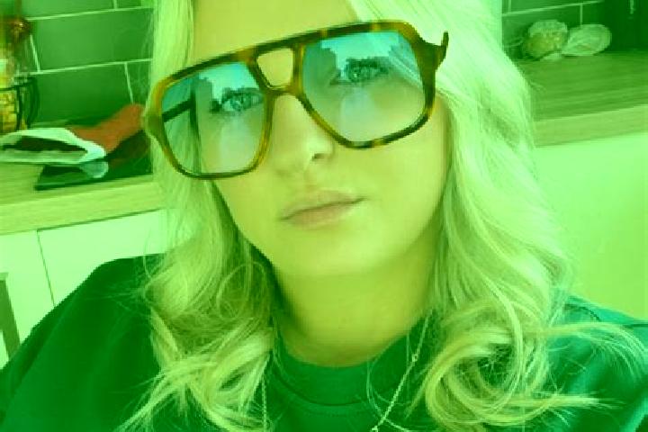 Nora, 39 — Escort in Great Barford, United Kingdom