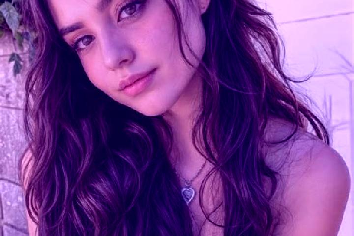 Nova, 20, a black hazel-eyed mixed companion based in Wolgast. Offering OWO, A-Level, Deep French Kissing, Roleplay. Available for incall and outcall, day an...