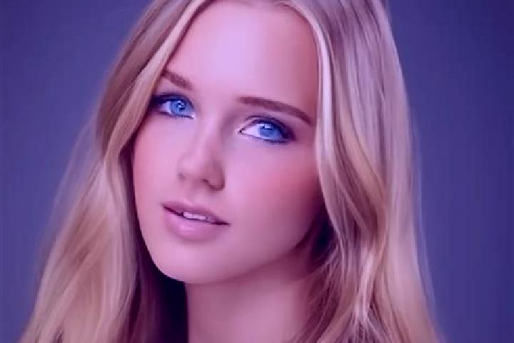 Nova, 20, a dark blonde grey-eyed mediterranean companion based in Fort William. Offering Travel Companion, Prostate Massage, Deep French Kissing, Domination...