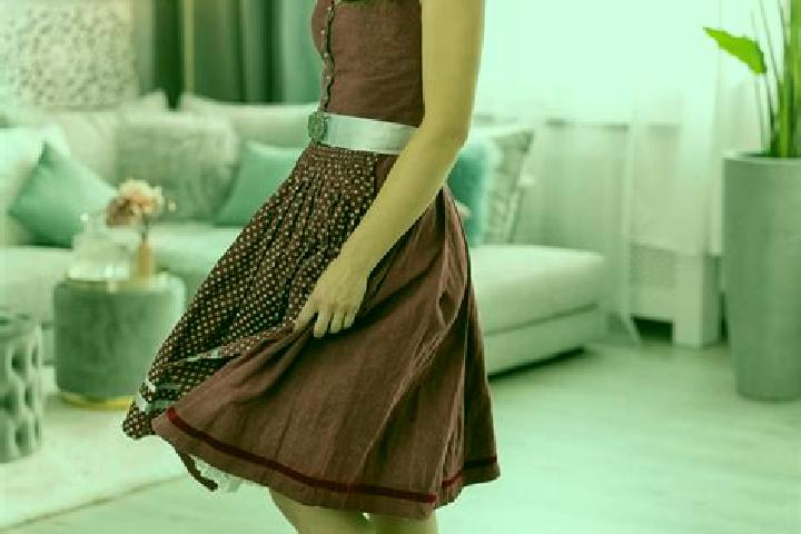 Nova, 20, a red grey-eyed asian companion based in Creussen. Offering Prostate Massage, Travel Companion, 69, BDSM, Deep French Kissing. Available for incall...