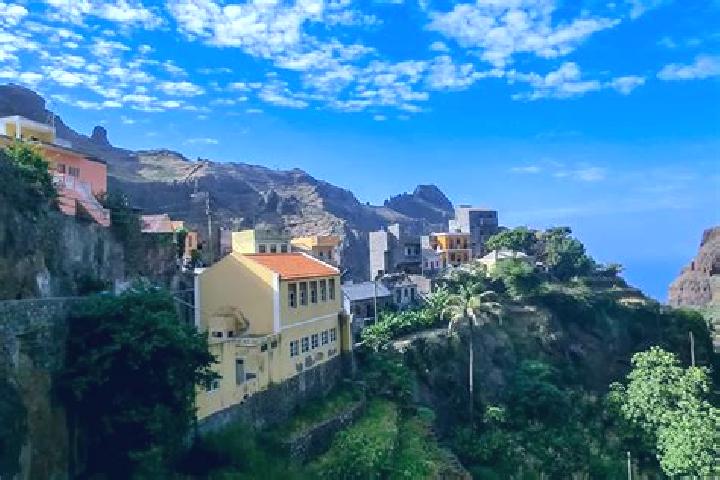 Nova, 20 — Escort in Alto Fontainhas, Cape Verde
