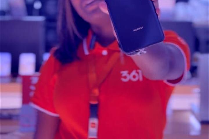 Nova, 20 — Escort in Melrand, France