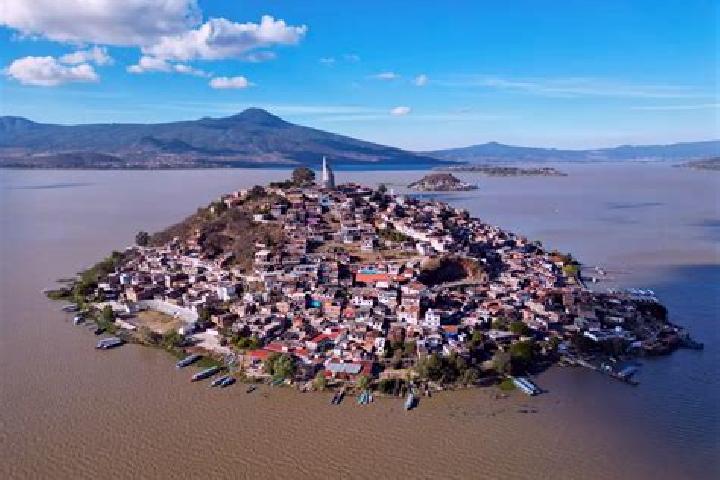 Nova, 20 — Escort in Poblado Janitzio, Mexico