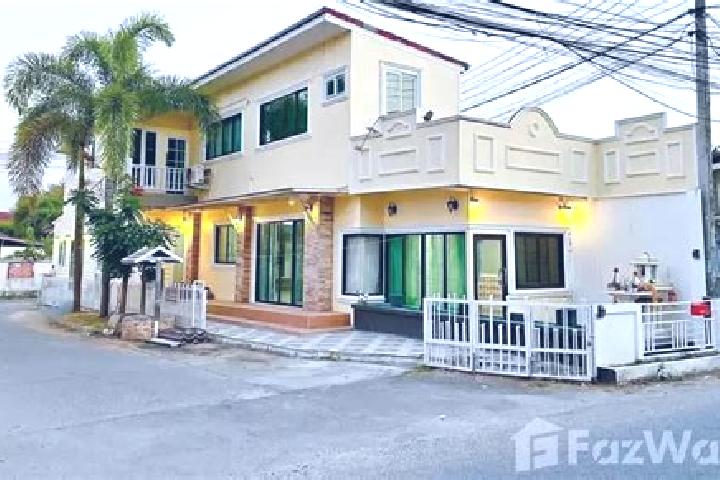 Nova, 20 — Escort in San Sai, Thailand