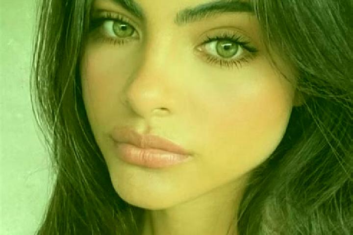 Nova, 21, a brunette hazel-eyed mediterranean companion based in Issad. Offering Erotic Massage, Girlfriend Experience, Overnight. Available for incall and o...