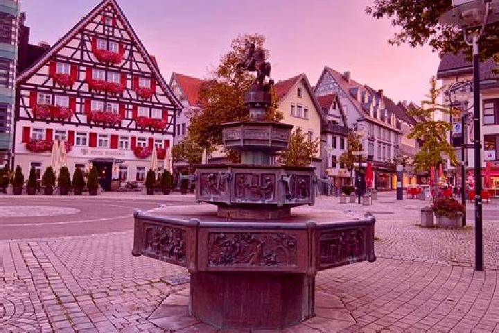 Nova, 21 — Escort in Albstadt, Germany