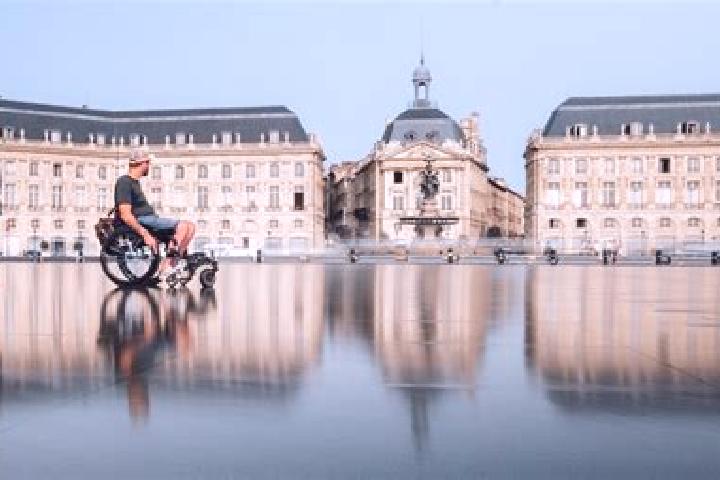Nova, 21 — Escort in Algrange, France