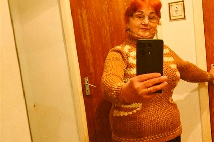Nova, 21 — Escort in Fetesti, Romania