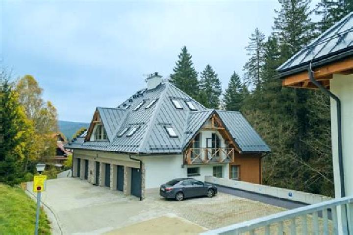 Nova, 21 — Escort in Harrachov, Czech Republic