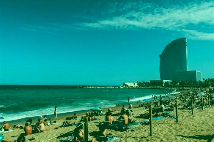 Nova, 21 — Escort in la Barceloneta, Spain