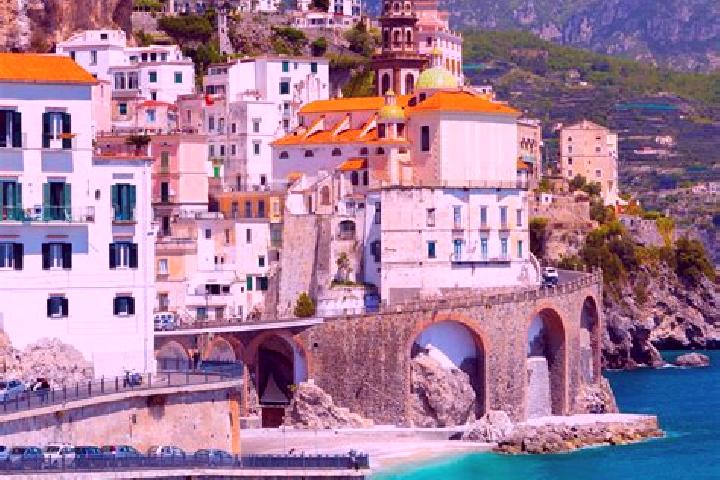 Nova, 21 — Escort in L Aquila, Italy