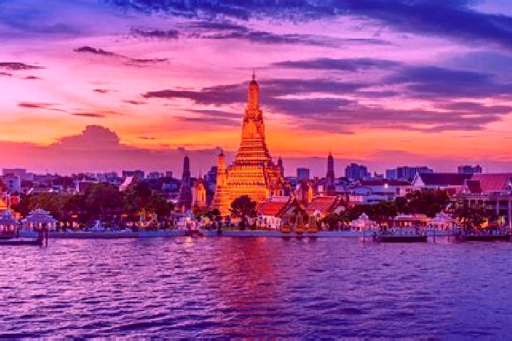 Nova, 21 — Escort in Li, Thailand