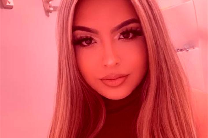 Nova, 22, a blonde brown-eyed latina companion based in Full Sutton. Offering CIM, Party Girl, GFE, A-Level, Couples. Available for incall and outcall, day a...