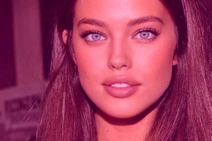Nova, 22, a brunette blue-eyed mediterranean companion based in Sealy. Offering Duos, Party Girl, Dinner Date, Couples, GFE. Available for incall and outcall...