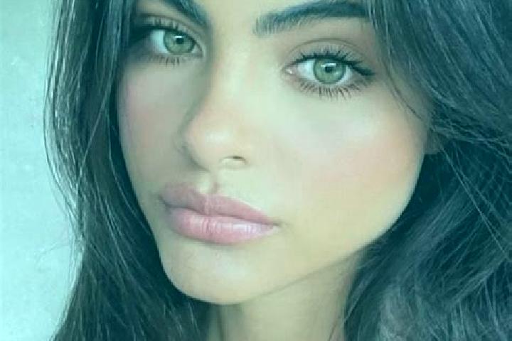 Nova, 22, a brunette green-eyed indian companion based in Wierre-Effroy. Offering Party Girl, GFE, Massage, Tantra. Available for incall and outcall, day and...