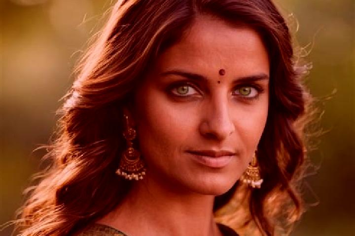 Nova, 22, a chestnut green-eyed indian companion based in Croth. Offering CIM, Dinner Date, Tantra, OWO, Deep French Kissing. Available for incall and outcal...