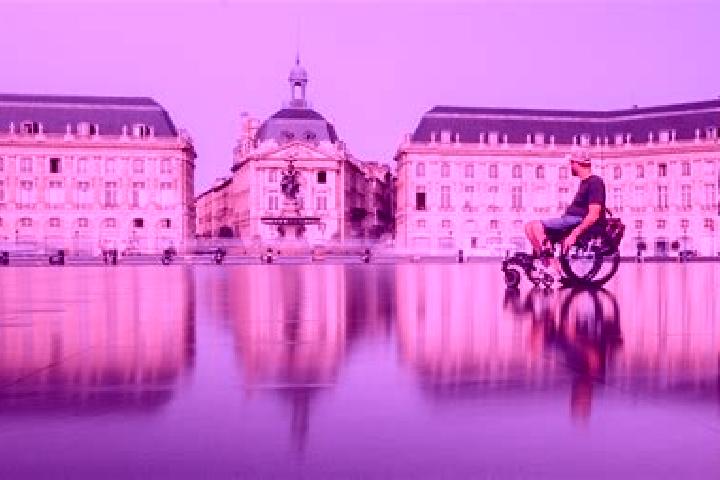 Nova, 22 — Escort in Ecrouves, France