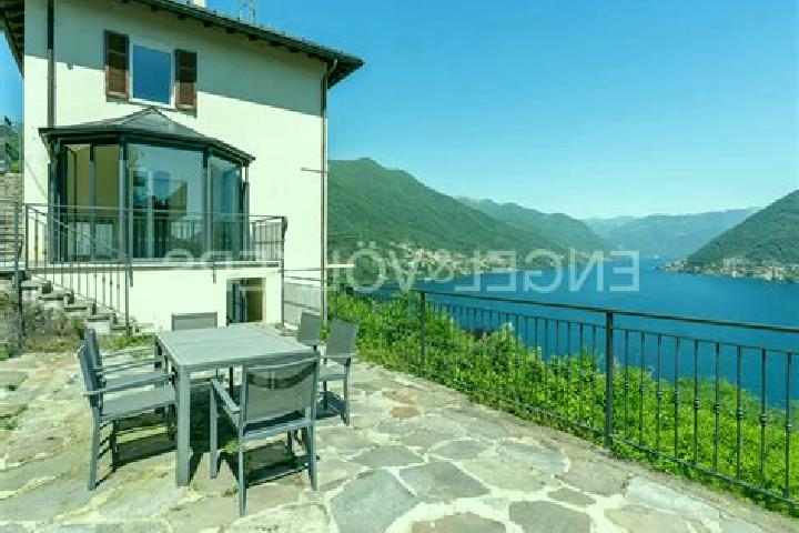 Nova, 22 — Escort in Morbio Superiore, Switzerland