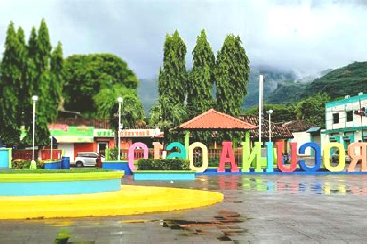 Nova, 22 — Escort in Orocuina, Honduras