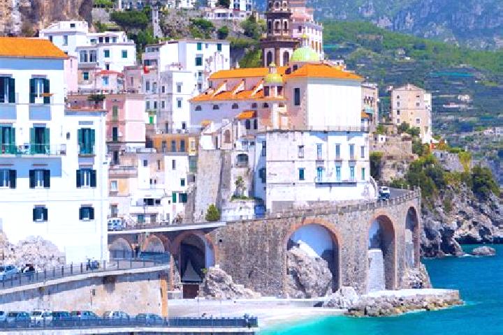 Nova, 22 — Escort in Seborga, Italy